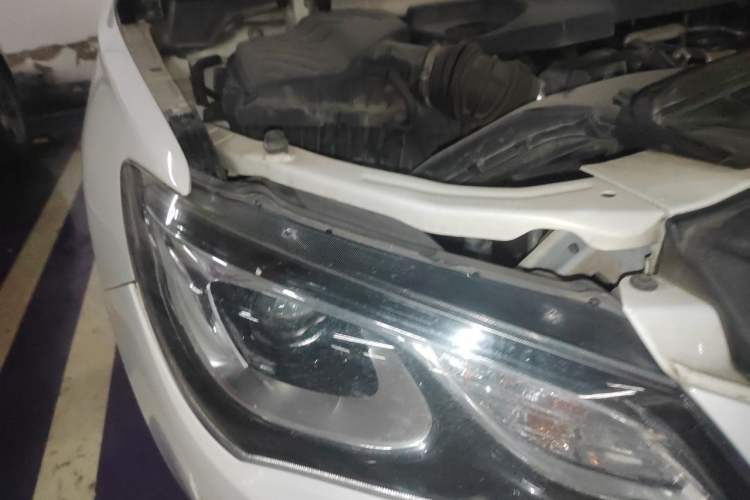 Used Buick GT 2015 18T Dual-Clutch Luxury Model Right Front Headlight