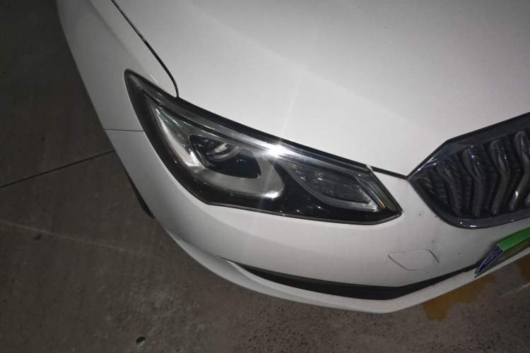Used Buick GT 2015 15N Automatic Elite Version Right Front Headlight