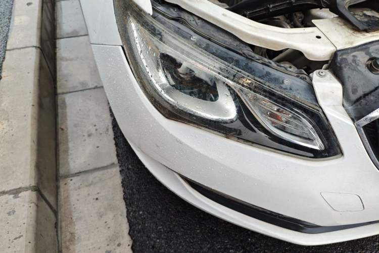 Used Buick GT 2015 15N Automatic Deluxe Edition Right Front Headlight