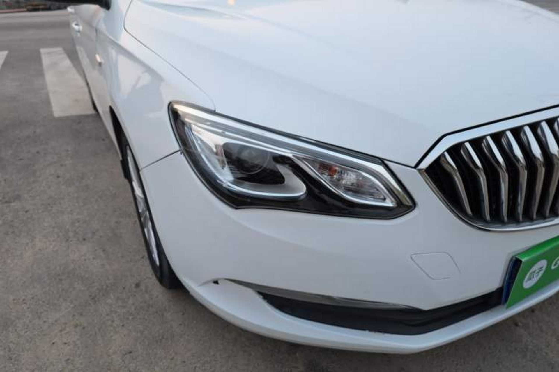 Used Buick GT 2015 15N Automatic Deluxe Edition Right Front Headlight