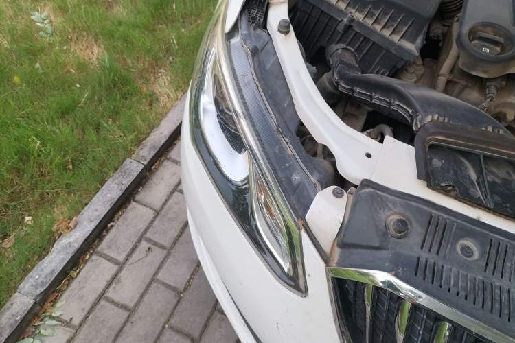 Used Buick GT 2015 15N Manual Entry-Level Trim Right Front Headlight