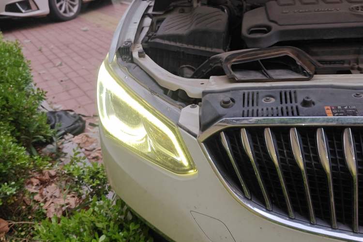 Used Buick GT 2015 15N Manual Luxury Version Right Front Headlight