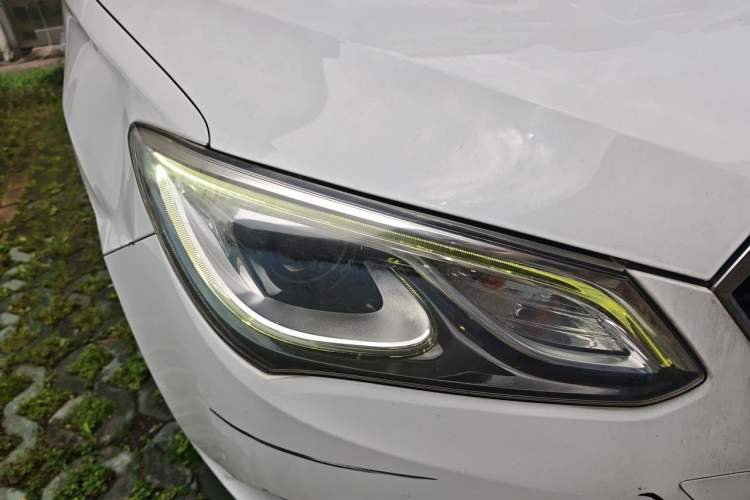 Used Buick GT 2015 15N Automatic Elite Version Right Front Headlight