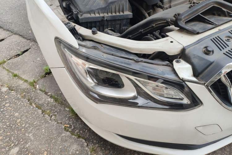 Used Buick GT 2015 15N Automatic Deluxe Edition Right Front Headlight