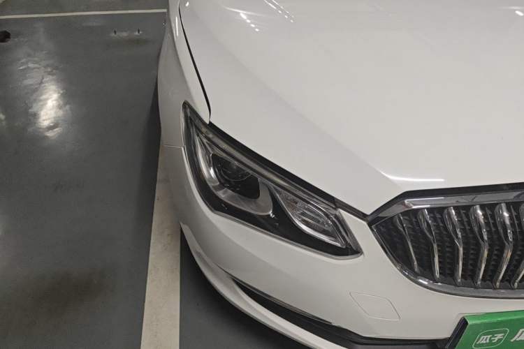 Used Buick GT 2015 15N Automatic Elite Version Right Front Headlight
