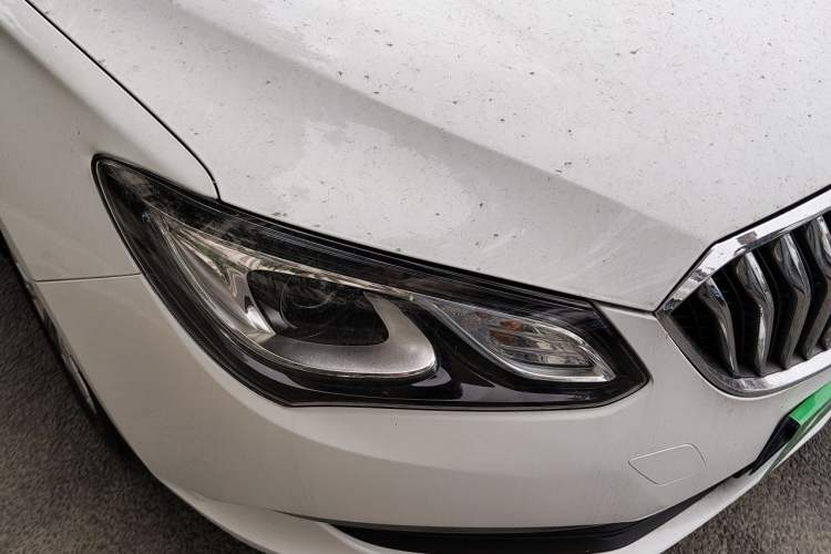 Used Buick GT 2015 15N Automatic Deluxe Edition Right Front Headlight