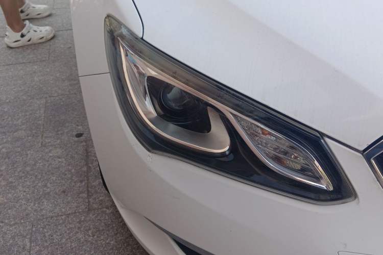 Used Buick GT 2015 15N Manual Luxury Version Right Front Headlight