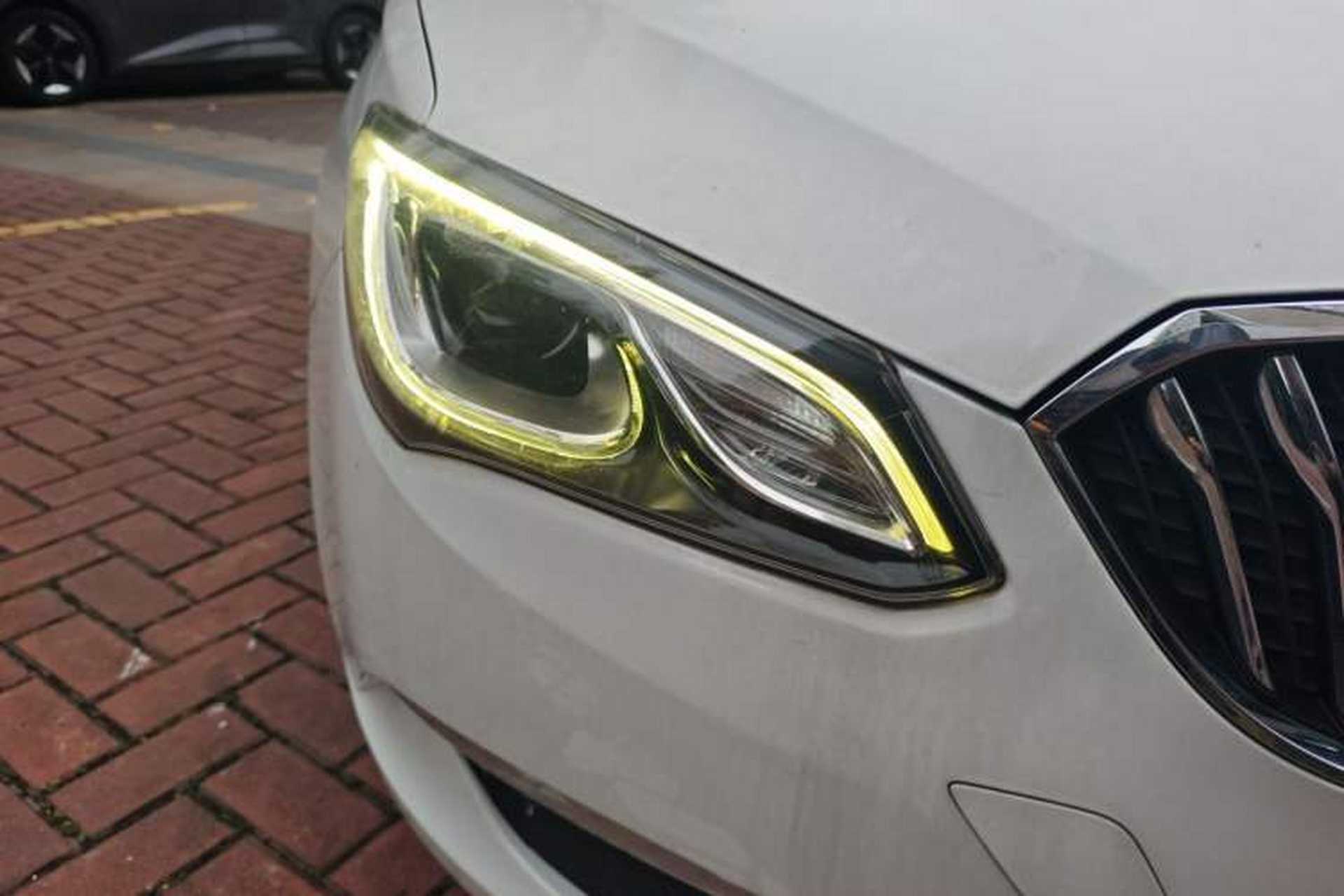 Used Buick GT 2015 18T Dual-Clutch Elite Model Right Front Headlight