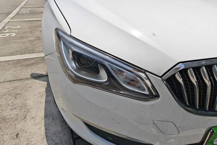 Used Buick GT 2015 15N Manual Elite Edition Right Front Headlight