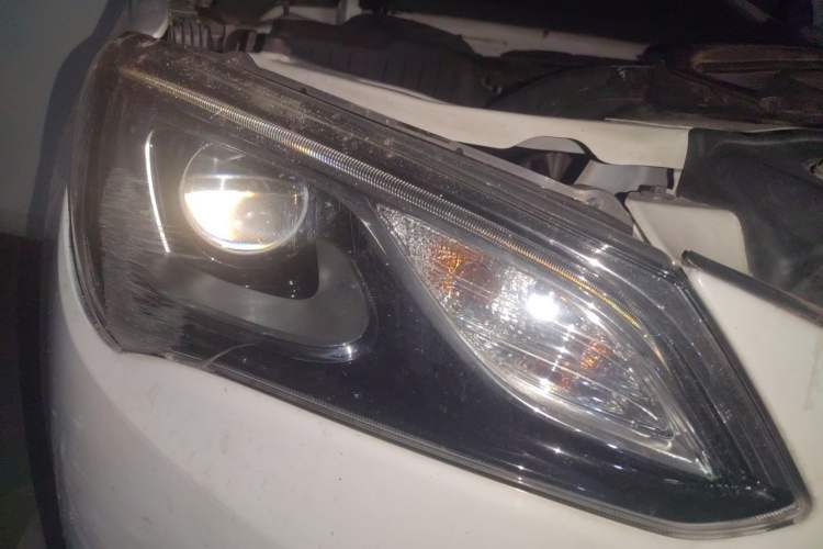 Used Buick GT 2015 15N Automatic Elite Version Right Front Headlight