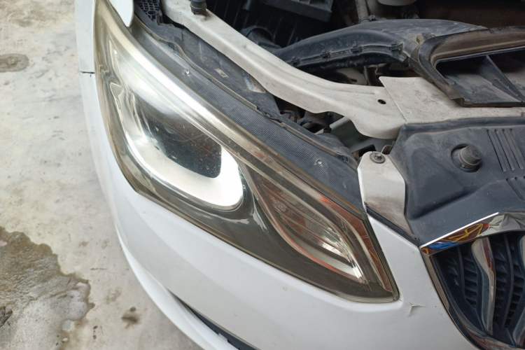 Used Buick GT 2015 15N Manual Elite Edition Right Front Headlight
