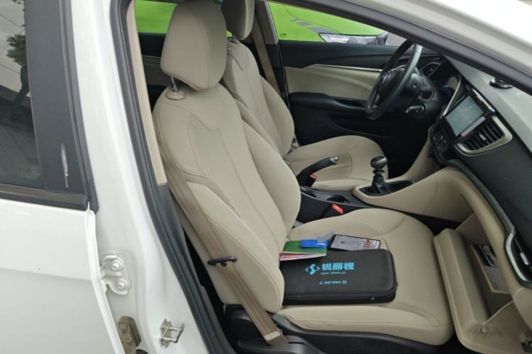 Used Buick GT 2015 15N Manual Elite Edition Right Front Seat