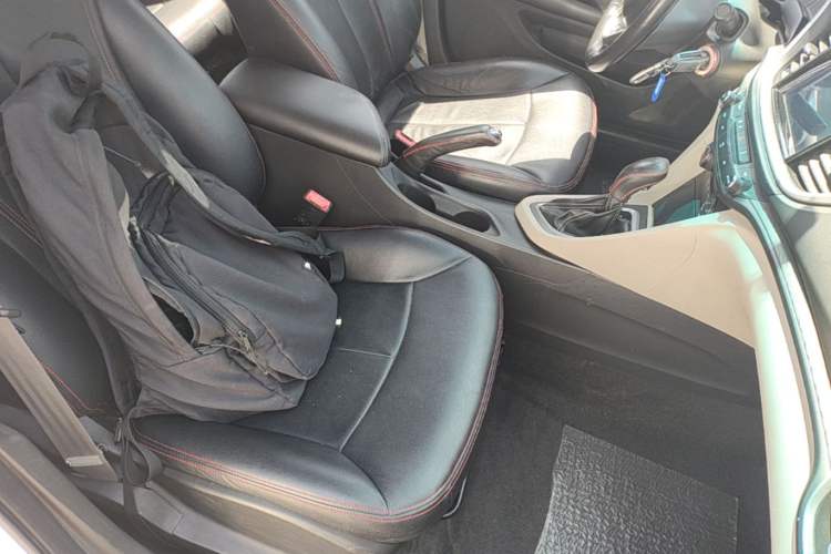 Used Buick GT 2015 15N Automatic Entry-Level Trim Right Front Seat