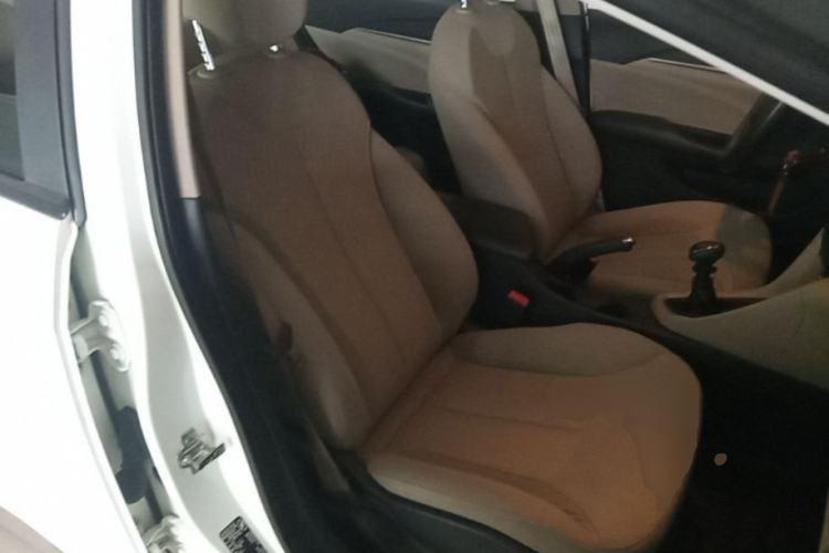 Used Buick GT 2015 15N Manual Entry-Level Trim Right Front Seat