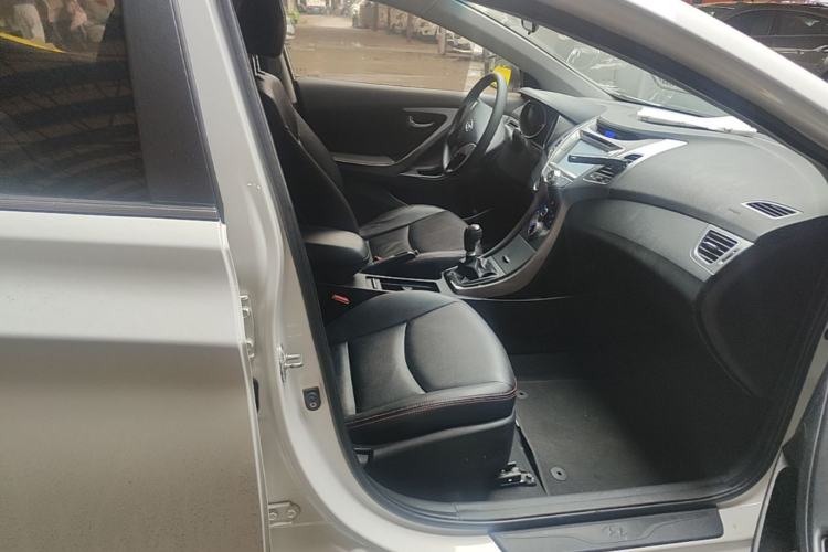 Used Buick GT 2015 15N Automatic Deluxe Edition Right Front Seat