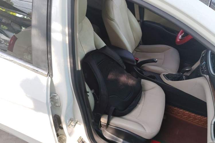 Used Buick GT 2015 15N Automatic Deluxe Edition Right Front Seat