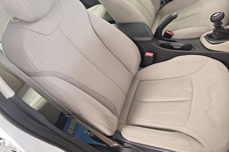 Used Buick GT 2015 15N Manual Entry-Level Trim Right Front Seat