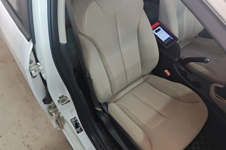 Used Buick GT 2015 15N Manual Elite Edition Right Front Seat