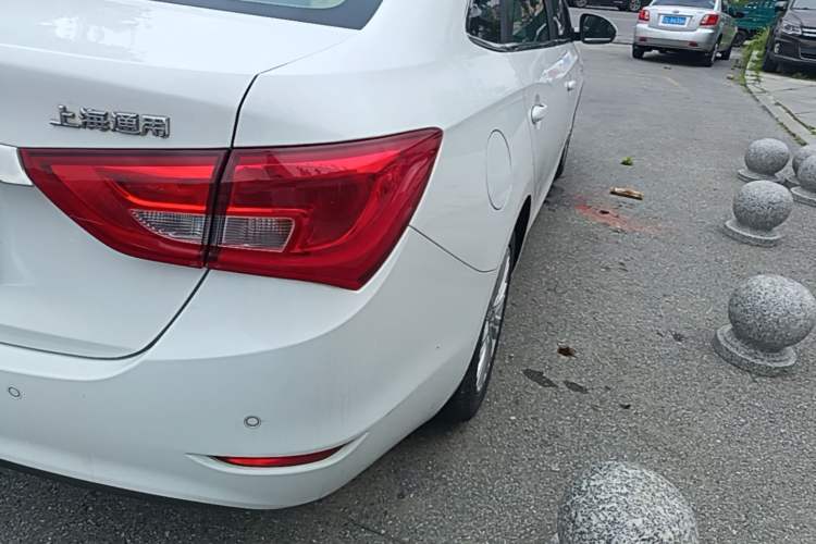 Used Buick GT 2015 15N Automatic Elite Version Right Rear Taillight