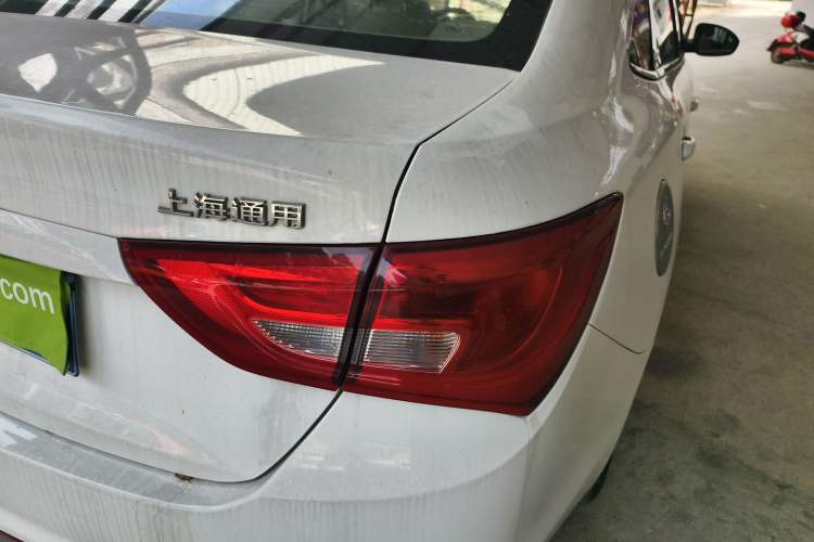 Used Buick GT 2015 15N Automatic Entry-Level Trim Right Rear Taillight