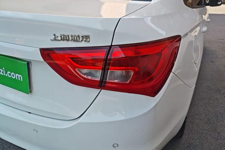 Used Buick GT 2015 15N Automatic Elite Version Right Rear Taillight