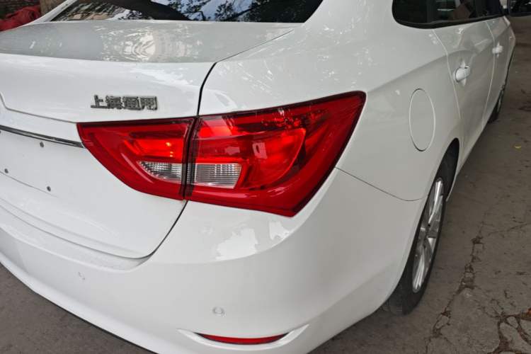 Used Buick GT 2015 18T Dual-Clutch Luxury Model Right Rear Taillight