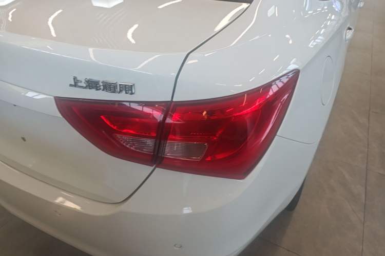 Used Buick GT 2015 15N Manual Elite Edition Right Rear Taillight
