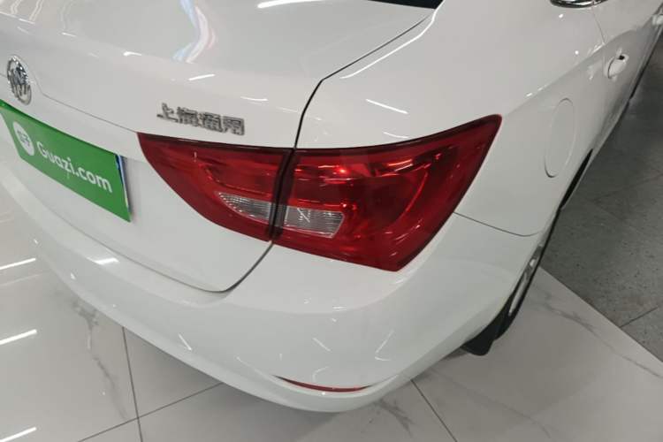 Used Buick GT 2015 15N Manual Entry-Level Trim Right Rear Taillight