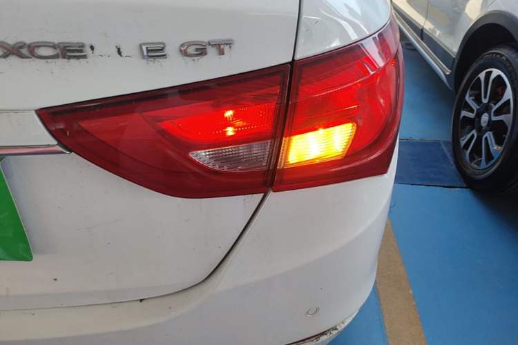 Used Buick GT 2015 18T Dual-Clutch Elite Model Right Rear Taillight