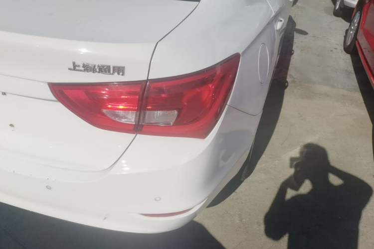 Used Buick GT 2015 15N Automatic Deluxe Edition Right Rear Taillight