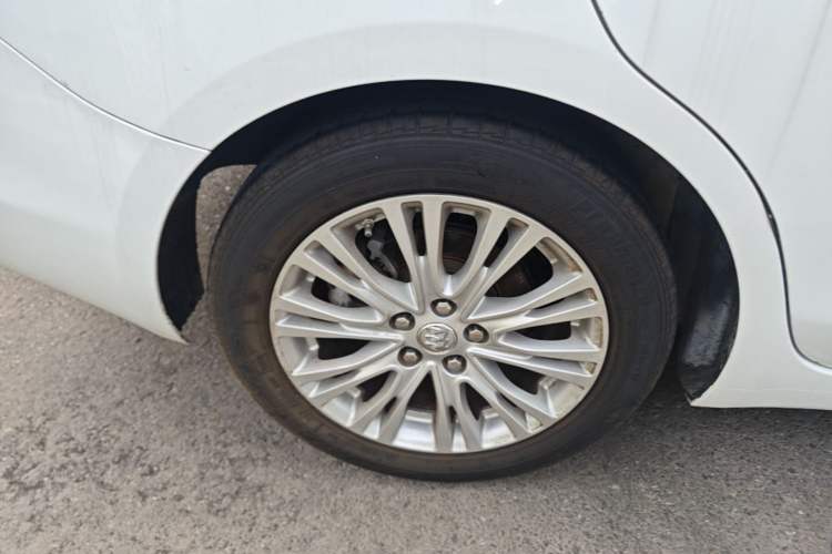 Used Buick GT 2015 15N Automatic Deluxe Edition Right Rear Wheel Hub
