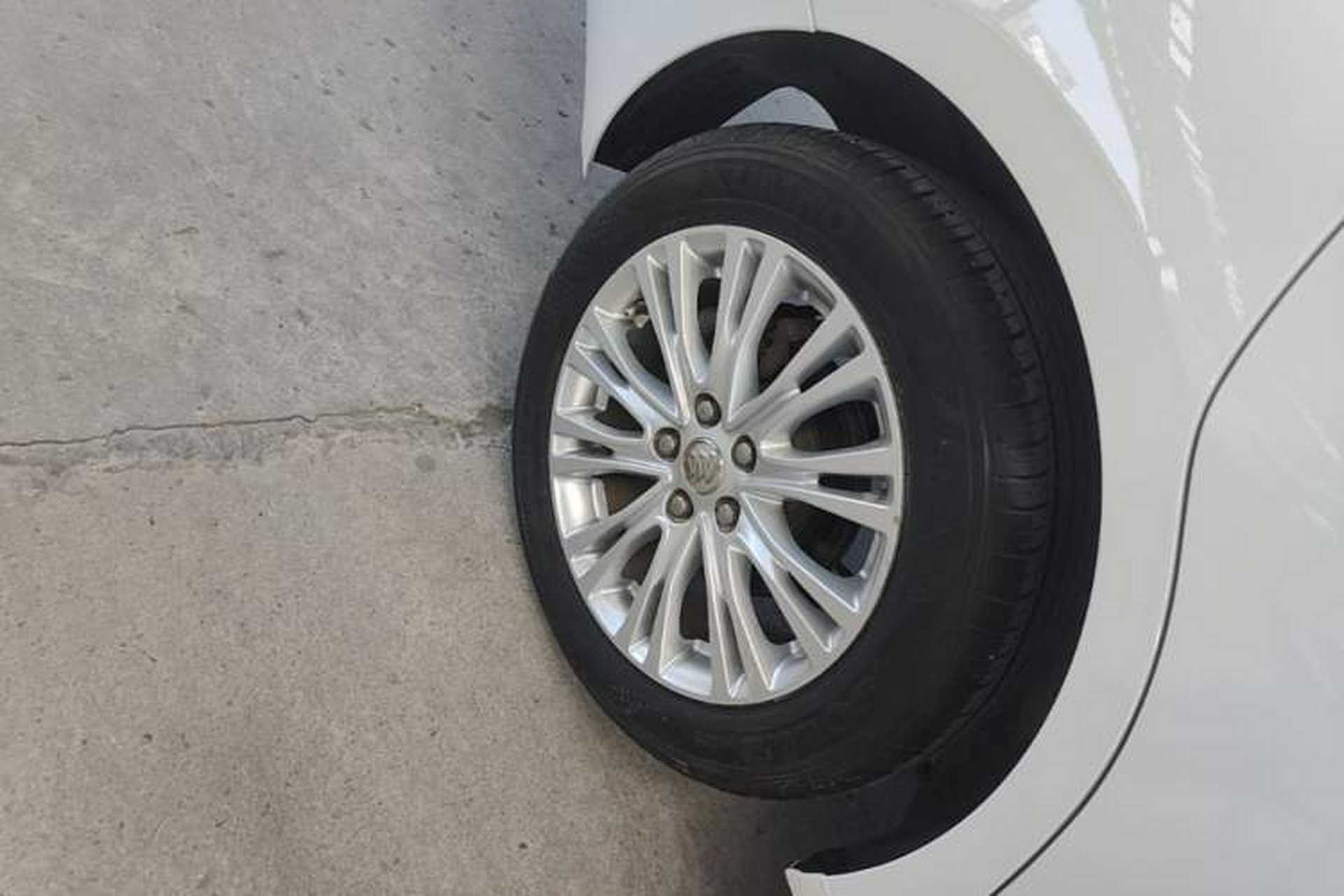 Used Buick GT 2015 18T Dual-Clutch Elite Model Right Rear Wheel Hub
