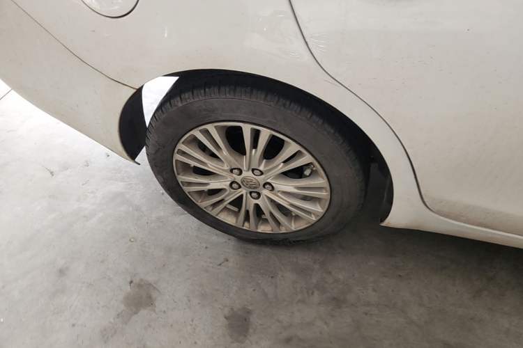 Used Buick GT 2015 15N Automatic Deluxe Edition Right Rear Wheel Hub