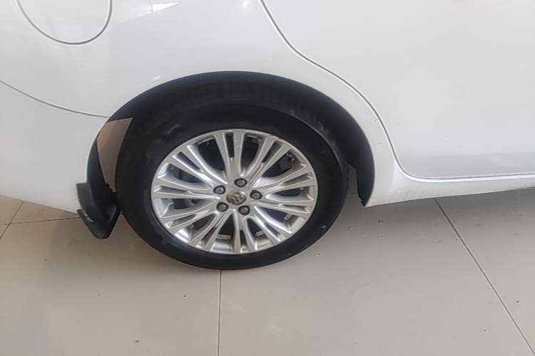 Used Buick GT 2015 15N Automatic Deluxe Edition Right Rear Wheel Hub