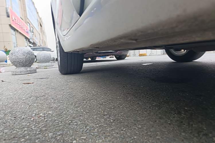 Used Buick GT 2015 15N Automatic Elite Version Right Side Sill