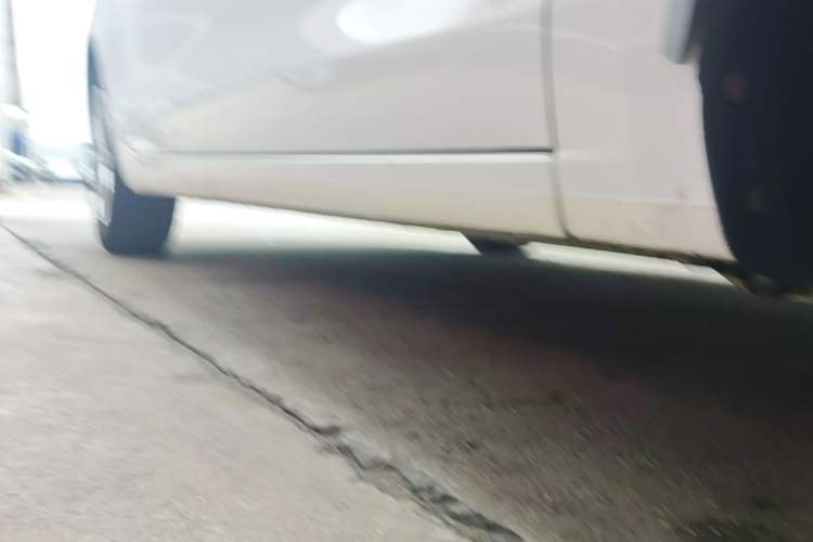 Used Buick GT 2015 15N Automatic Entry-Level Trim Right Side Sill