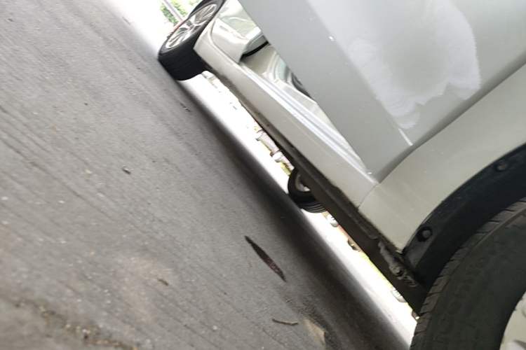 Used Buick GT 2015 15N Manual Entry-Level Trim Right Side Sill
