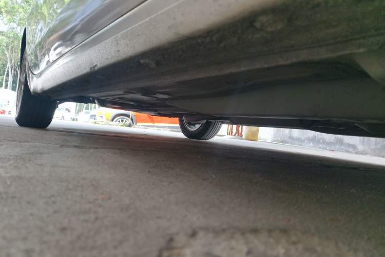 Used Buick GT 2015 15N Automatic Entry-Level Trim Right Side Sill