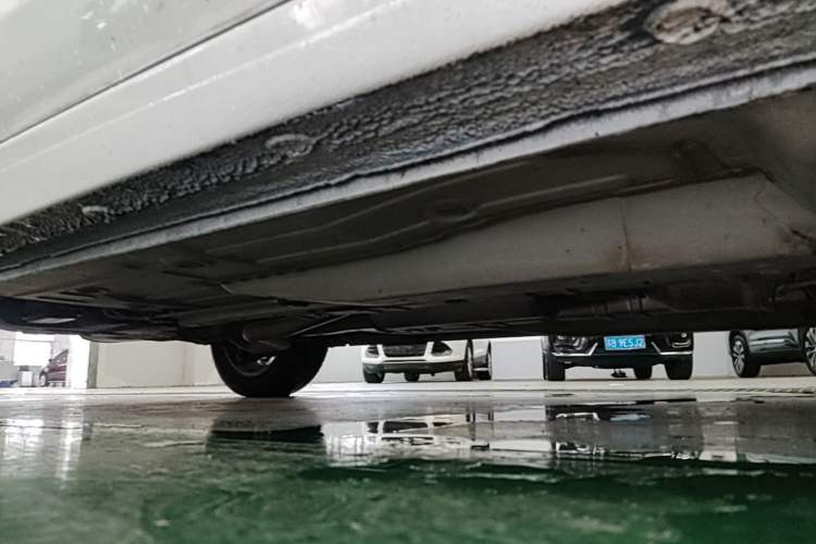 Used Buick GT 2015 15N Automatic Elite Version Right Side Sill