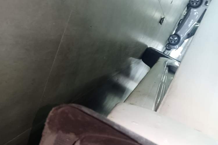 Used Buick GT 2015 15N Automatic Deluxe Edition Right Side Sill