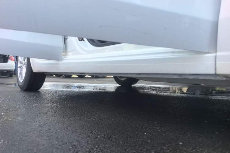 Used Buick GT 2015 15N Automatic Entry-Level Trim Right Side Sill