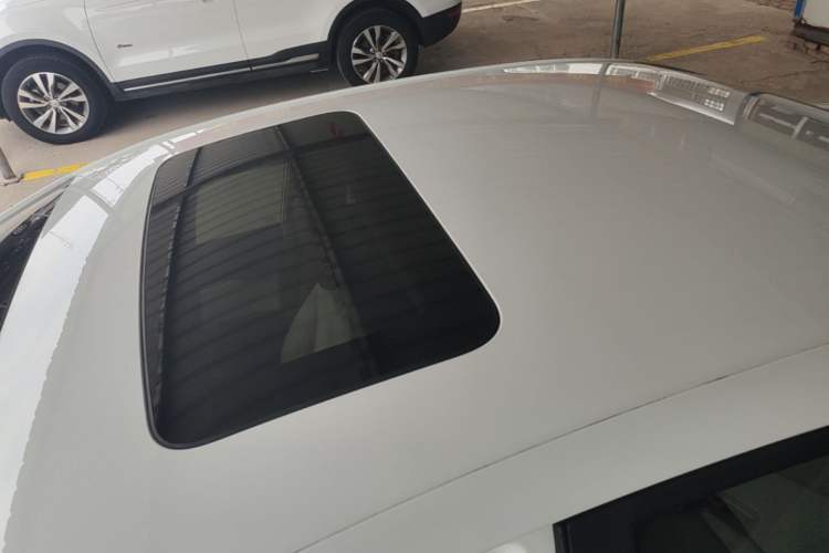Used Buick GT 2015 15N Automatic Deluxe Edition Roof