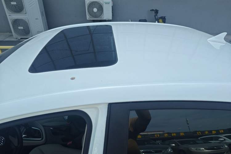 Used Buick GT 2015 15N Automatic Elite Version Roof