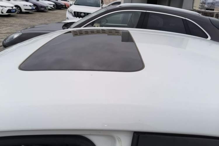 Used Buick GT 2015 18T Dual-Clutch Luxury Model Roof