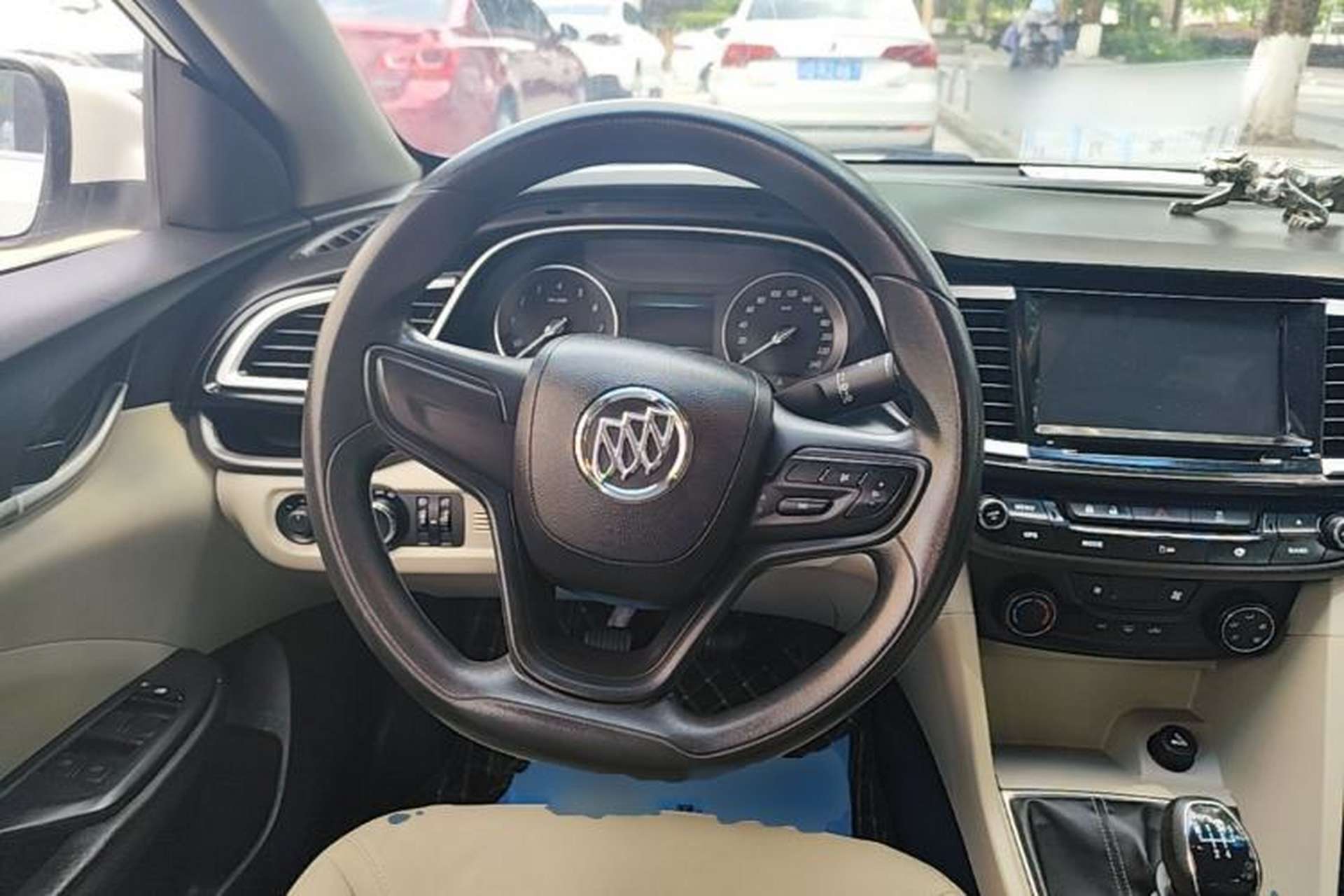 Used Buick GT 2015 15N Manual Elite Edition Steering Wheel