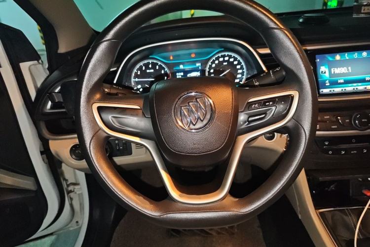 Used Buick GT 2015 15N Manual Luxury Version Steering Wheel