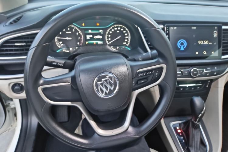 Used Buick GT 2015 15N Automatic Deluxe Edition Steering Wheel