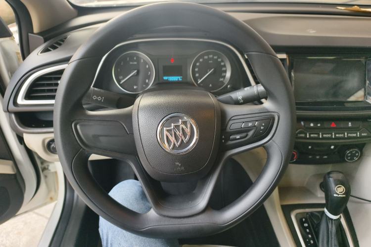 Used Buick GT 2015 15N Automatic Entry-Level Trim Steering Wheel