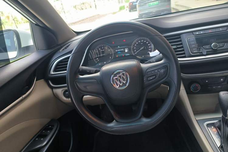 Used Buick GT 2015 18T Dual-Clutch Elite Model Steering Wheel
