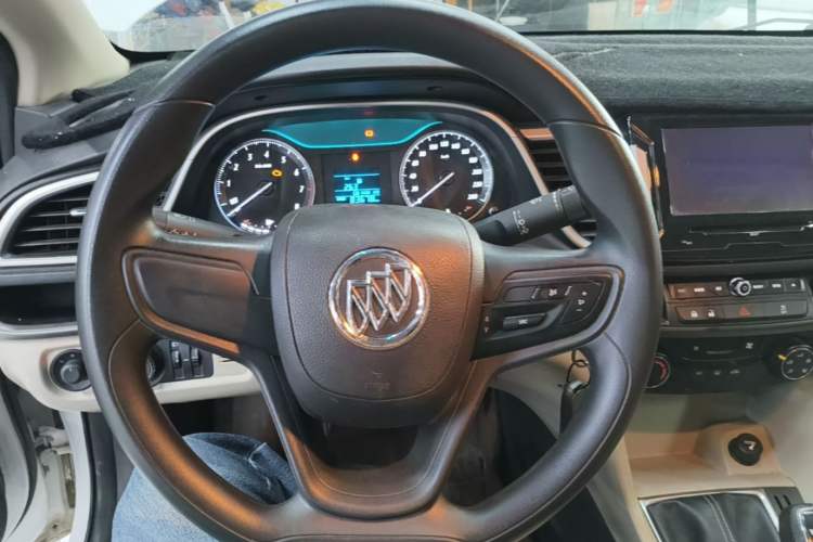 Used Buick GT 2015 15N Manual Entry-Level Trim Steering Wheel